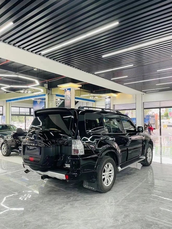 2023款三菱帕杰罗v97店内预售国六a特价-新浪汽车