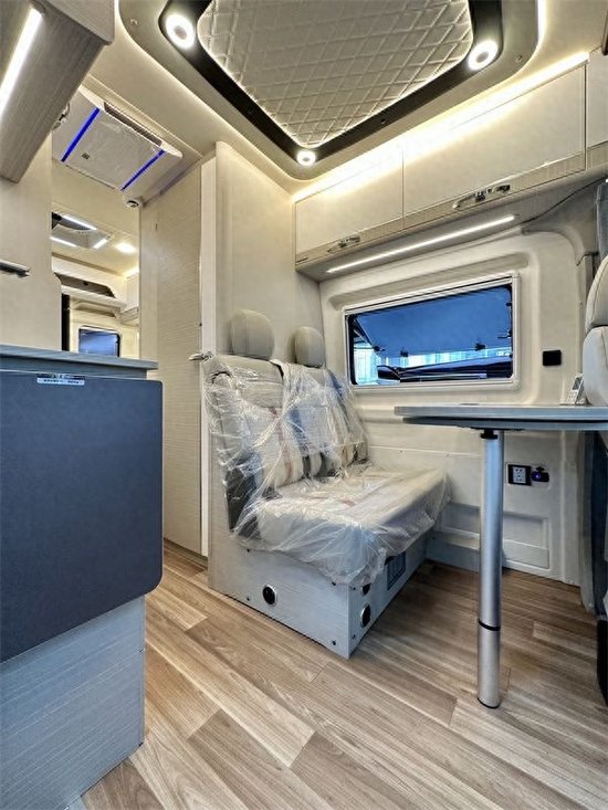 瑞弗启界r600房车直降十万现车抢购