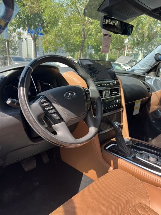 优惠促销>正文新款qx80内饰布局也与现款车型基本一致,但中央12.