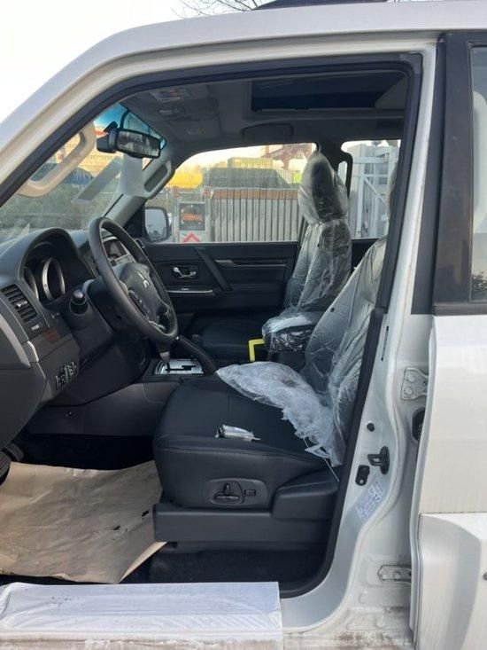 三菱帕杰罗v93山猫30l金标6缸29万起售