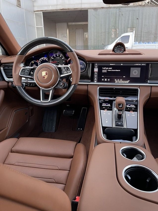 2022款保时捷帕拉梅拉现车133万售全国