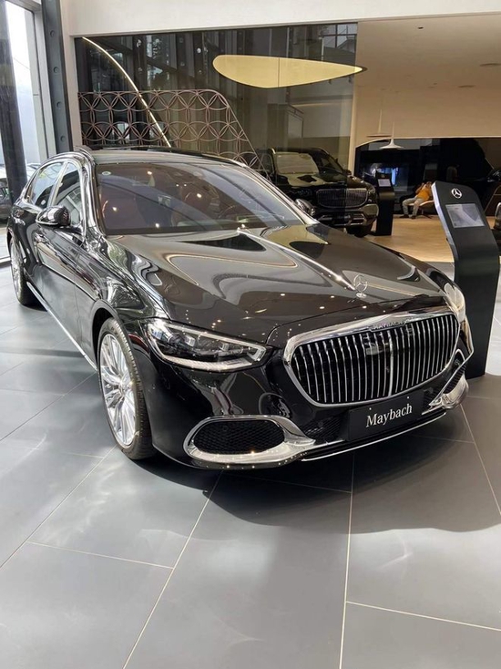 2022款奔驰迈巴赫s580现车配置参数报价