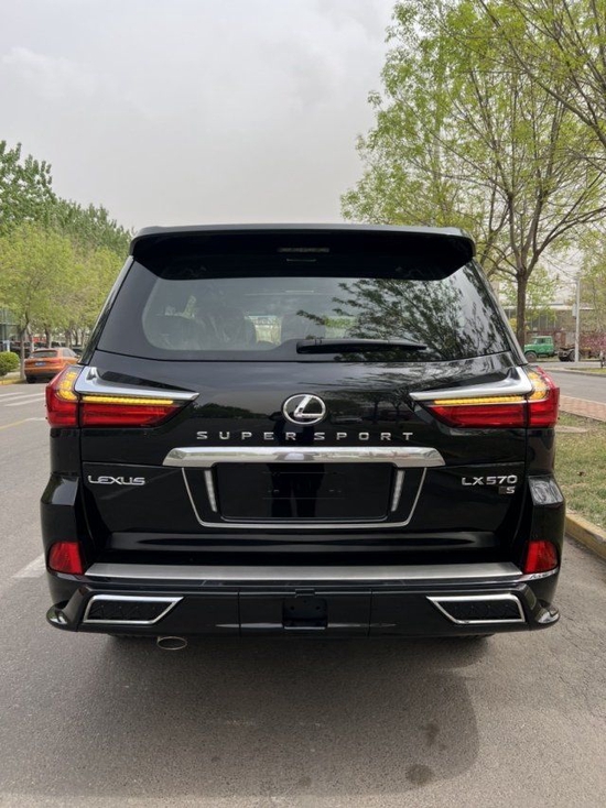 雷克萨斯lx570supersport疯狂涨价中