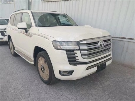 2022款丰田酷路泽LC300国六越野惊喜价