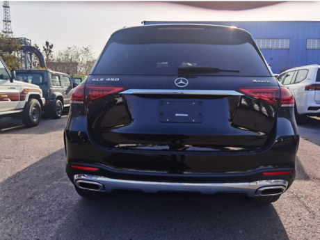 2023款奔驰gle350史无前例掉价67万21轮