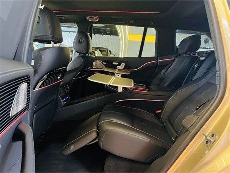 迈巴赫600豪华SUV_2023款迈巴赫GLS600_奔驰600越野车报价图片