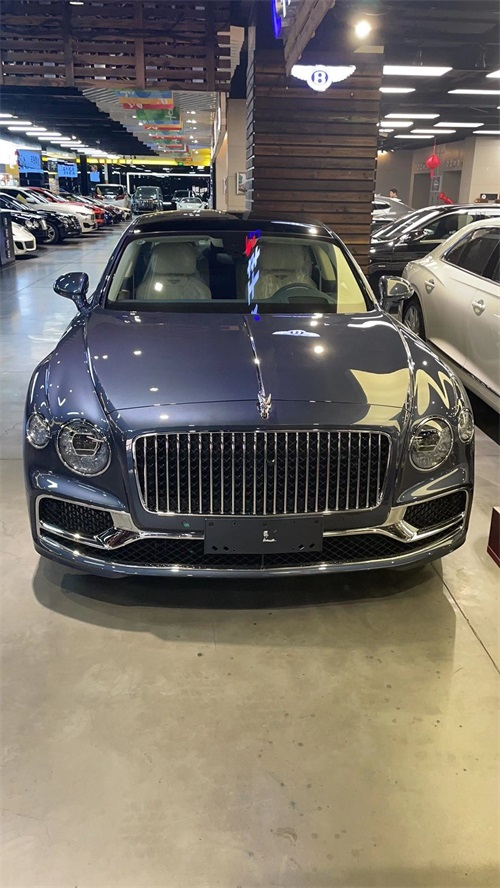 2020款宾利飞驰国六震撼来袭优惠30万购