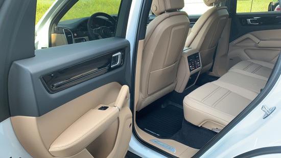 20款保时捷卡宴天津港现车全国销售促销