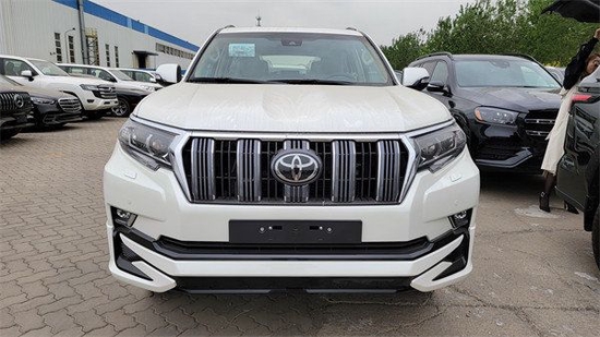 　　摄图：为本公司现车实拍图片（未经允许，切勿转载）