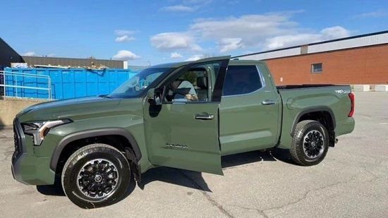 2022款加版丰田坦途35t50万包牌包税