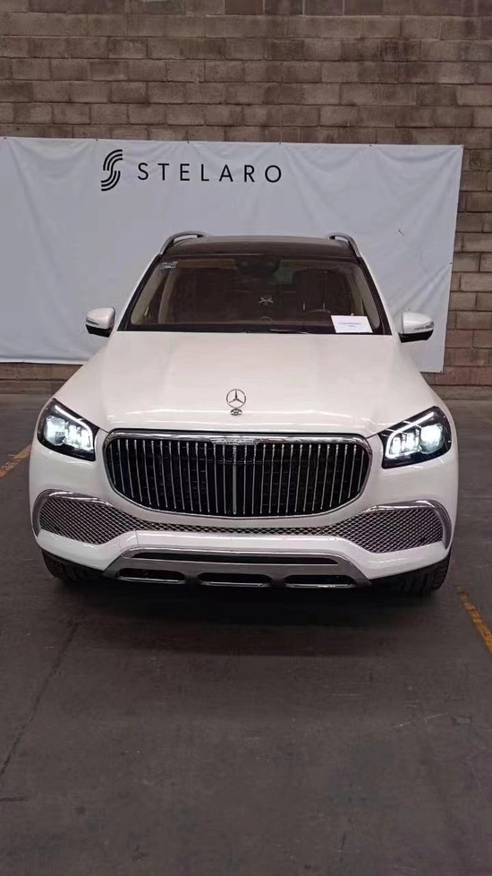 白色奔驰迈巴赫gls600配置优惠促销中