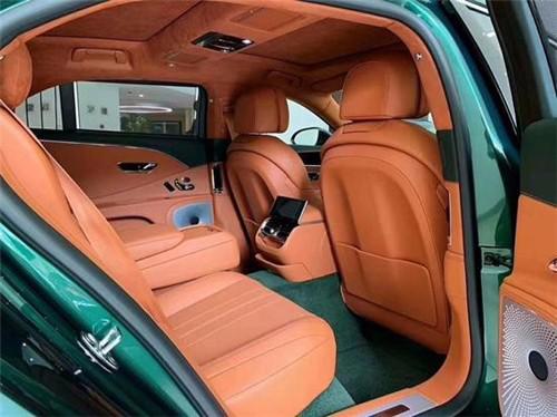 2020款宾利飞驰现车及配置解析中秋特惠