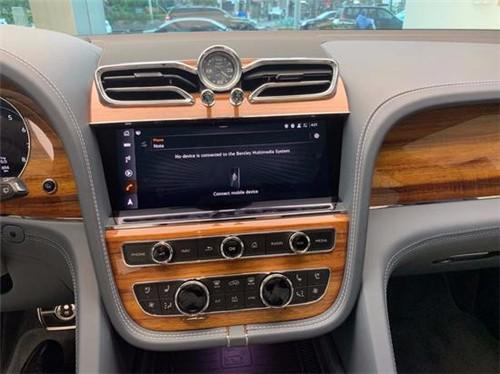 21款宾利添越 定位高端奢华配置惊艳夺目