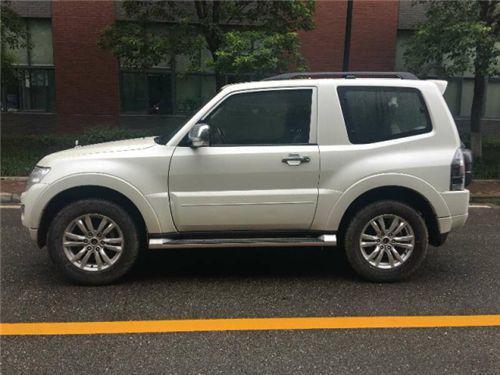 三菱帕杰罗v87短轴两门版现车直降3万