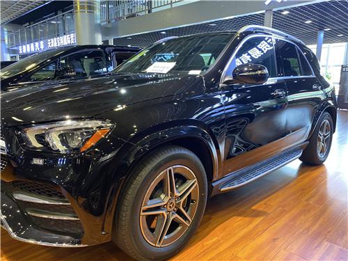 2020款奔驰GLE350 保税店特卖八月直销