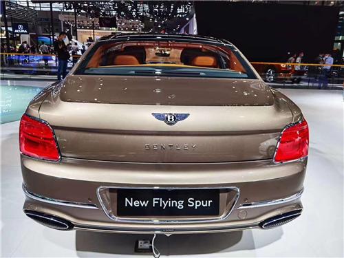 20款宾利飞驰国六现车进店送50万大礼包