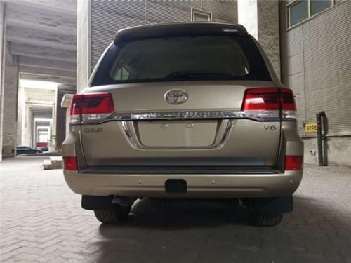 2020款丰田酷路泽4000配置详解天津价格