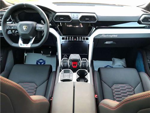 兰博基尼Urus国六现车 体验SUV极致彪速