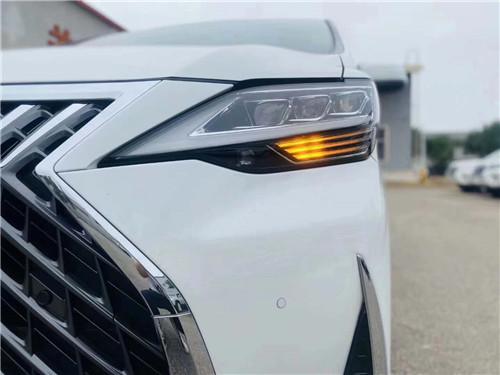 雷克萨斯LM300四座御世版 预定加价合理