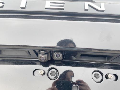 2021款丰田塞纳2.5油电混合动力到店