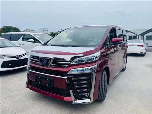 2022款丰田皇冠威尔法尊贵豪华商务出售