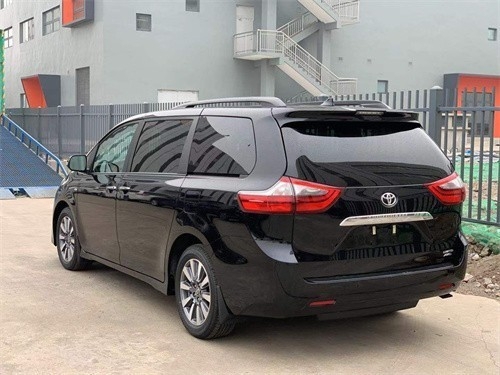 进口丰田塞纳配置22款塞纳mpv优惠10万