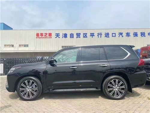 2021款雷克萨斯lx570国六内部价149万元