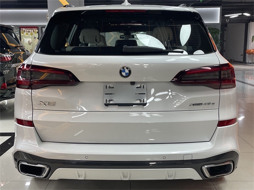 2022款宝马x5现车色全冲量钜惠60余万