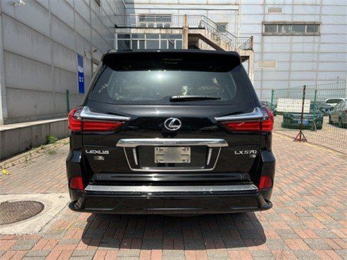 2021款雷克萨斯lx570港口三月份最新报价