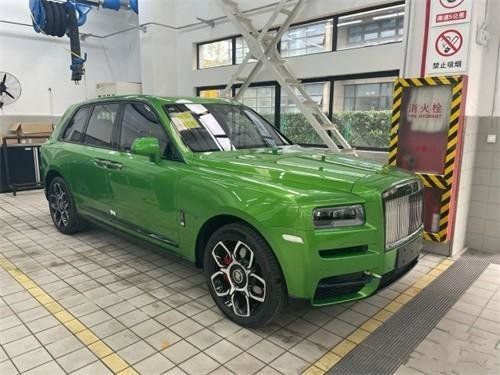 劳斯莱斯库里南绿色bb版含税价格可分期_天津汽车网_新浪汽车_新浪网