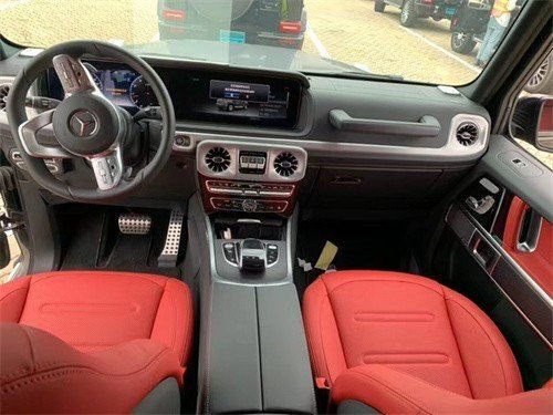 奔驰g500无豪车税落地更实惠劲省20万