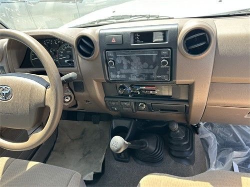 丰田酷路泽lc76平行进口配置齐全分期-新浪汽车