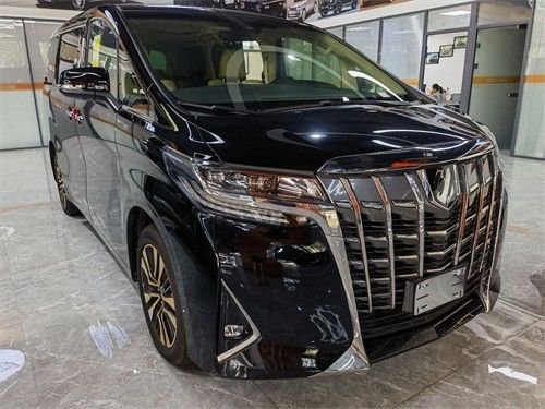 丰田埃尔法进口35和中规25的配置区别