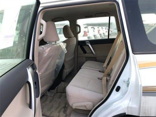 普拉多2700中东版功能键各有什么作用_丰田霸道2700越野性能_23款丰田霸道2700配置