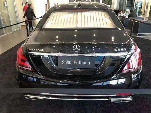 奔驰迈巴赫s680普尔曼加长65米750万