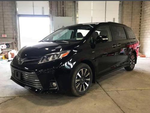 2020款丰田塞纳豪华商务车mpv 港口直销