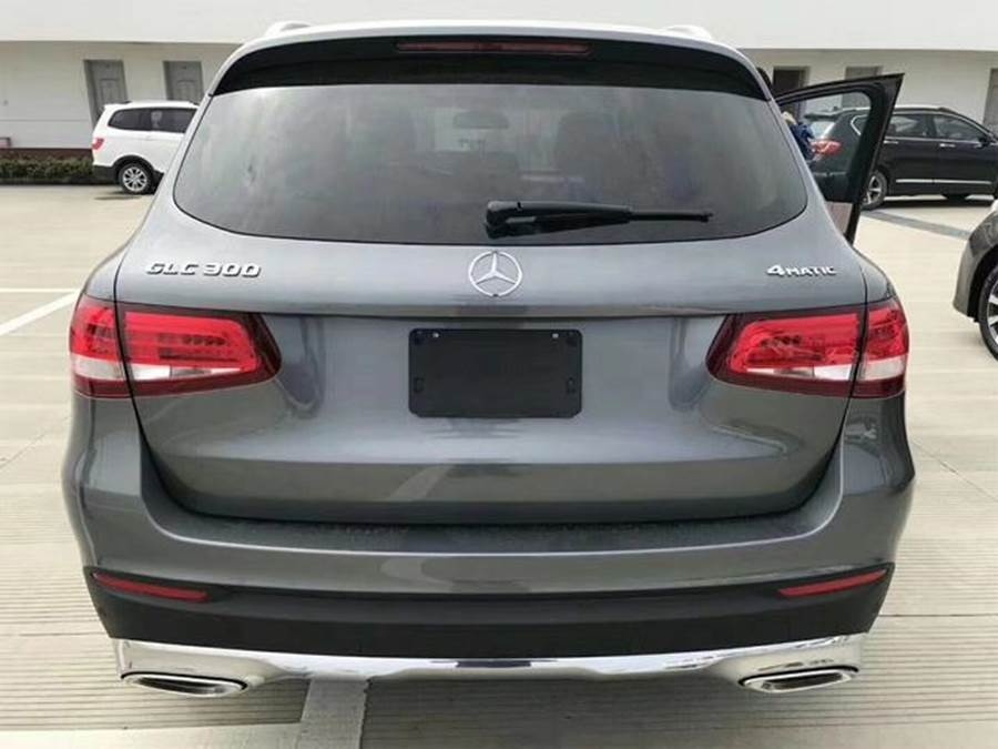 进口19款奔驰glc300和gls区别在哪 多钱