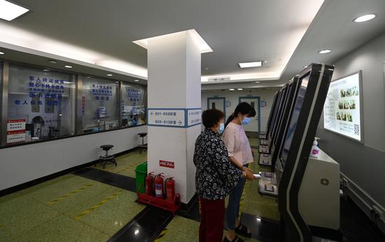 地坛医院地址在哪里代挂专家号，减少患者等待就医的时间的简单介绍