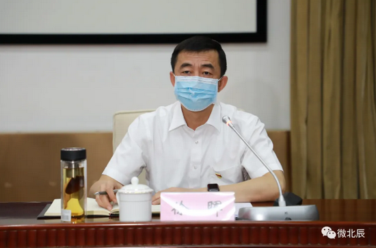 区委副书记,区长徐晖