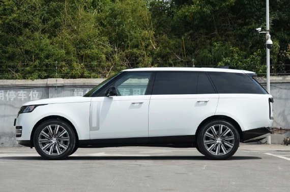 23款路虎揽胜44加长版港口行情可分期