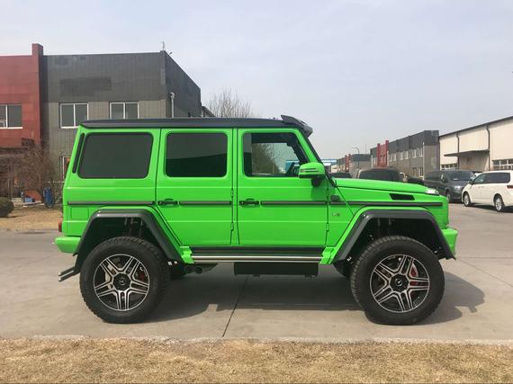 奔驰g5004x4风靡全球绿色现车