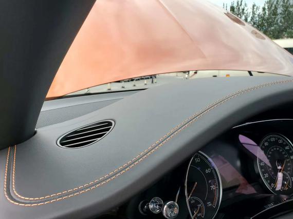 进口宾利添越4.0T橙色限量现车285万起