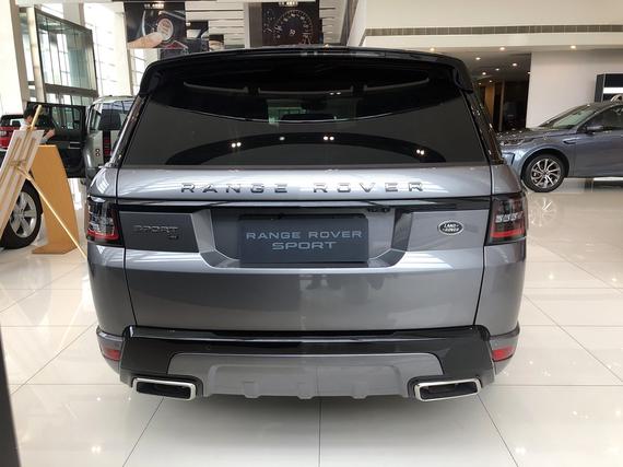 2020款路虎揽胜行政3.0座驾带你走向辉煌