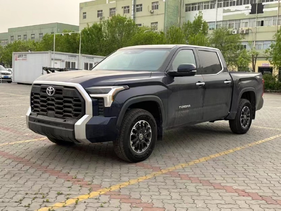 2022款丰田坦途进口皮卡出售五十余万