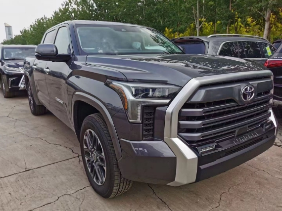 2022款丰田坦途35tt专业皮卡优惠出售