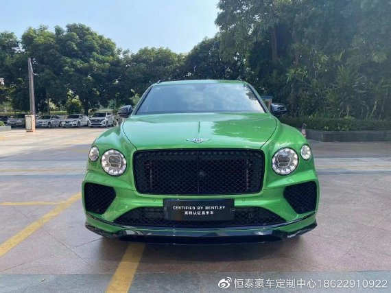 23款宾利添越起售价230万 实力不凡美丽