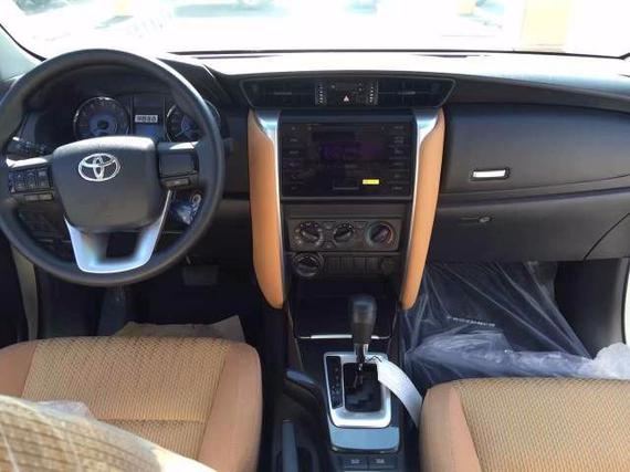 16款丰田穿越者2700 价格骤降直至冰点