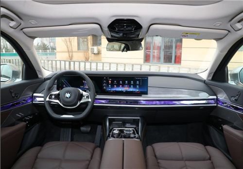 2023 宝马740 ca6d-412fc94dd6909a1067076b632d7a7e4e.jpg