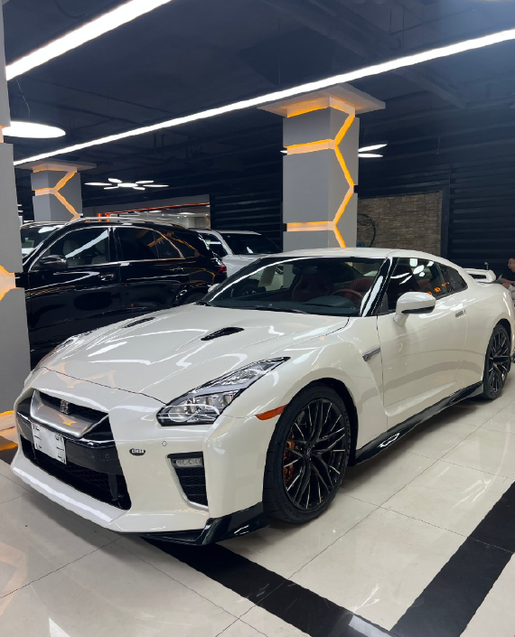 2023款日产尼桑gtr战神现车最新优惠价-新浪汽车