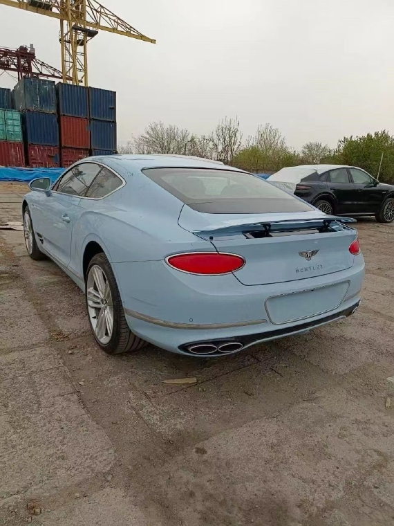 2022款宾利欧陆gt时尚动感suv优惠出售